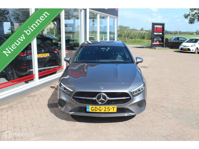 Mercedes-Benz A-Klasse 250 e Luxury Line ACC/18Inch/Trekhaak/NAP 55555096-1.jpg | Autobedrijf De Vries