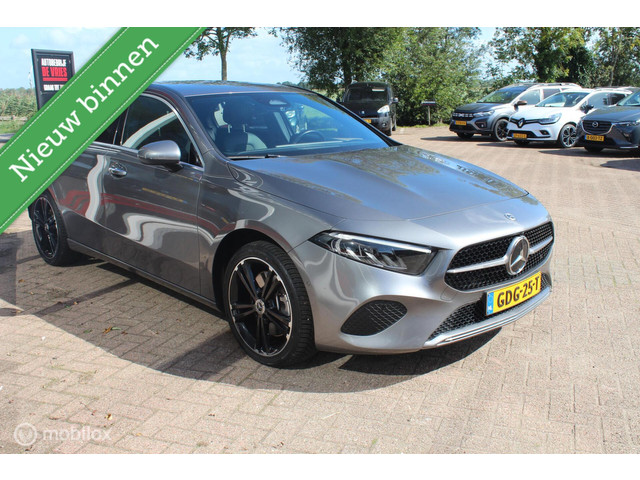 Mercedes-Benz A-Klasse 250 e Luxury Line ACC/18Inch/Trekhaak/NAP 55555096-2.jpg | Autobedrijf De Vries