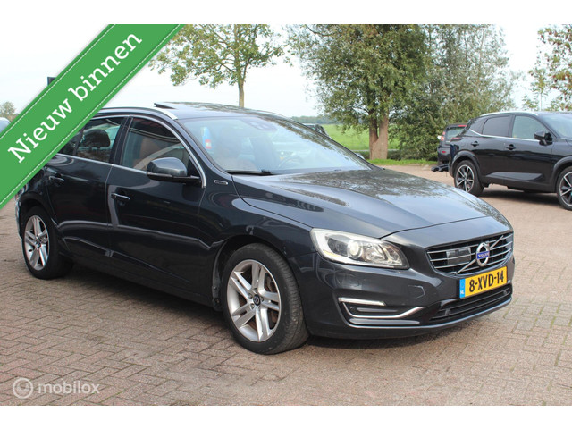 Volvo V60 2.4 D5 Summum Leder/Opendak/Adaptive-Cruise/Memory 57072712-2.jpg | Autobedrijf De Vries